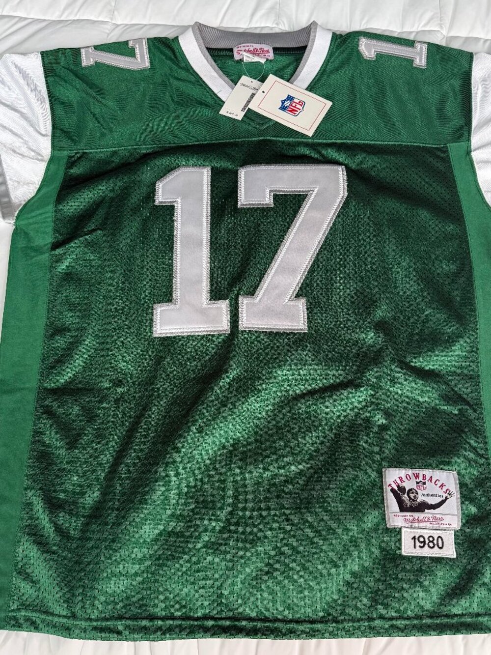 NWT Throwback Eagles Jersey